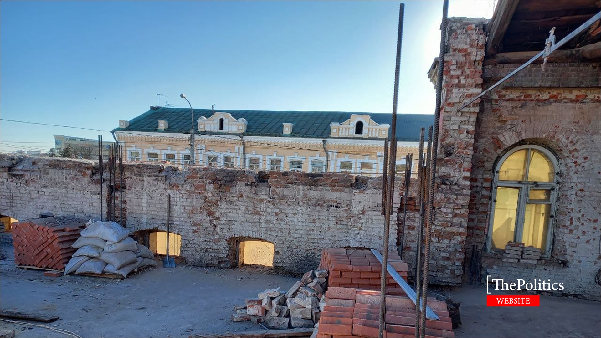 В Пензе здание построенное в XIX веке подверглось вандальной реконструкции